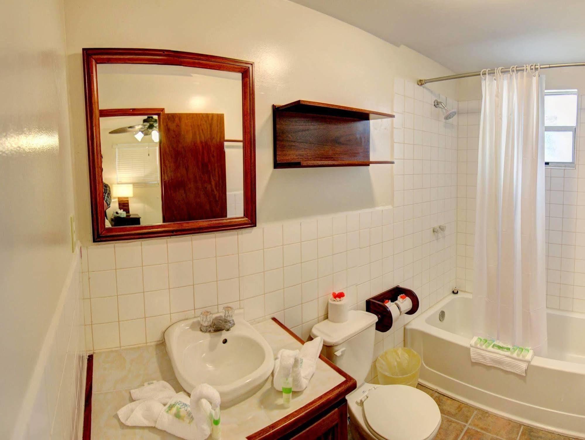 Blackbird Caye Resort Turneffe Atoll 外观 照片